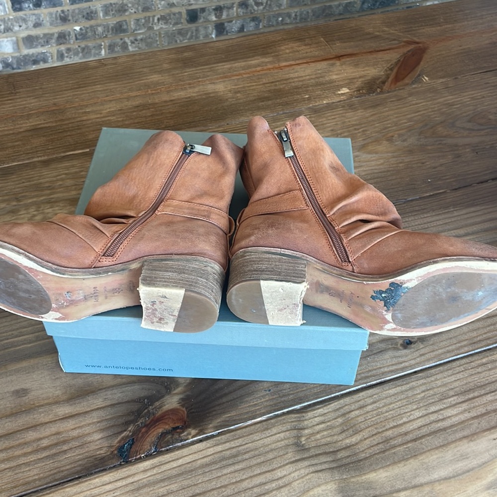 Antelope Leather slouch boots - Picture 8 of 12